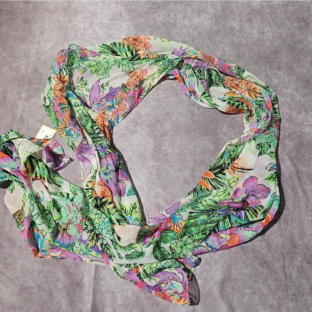 COLLECTION EIGHTEEN Tropics Flower TBA Scarf 21" x 86"